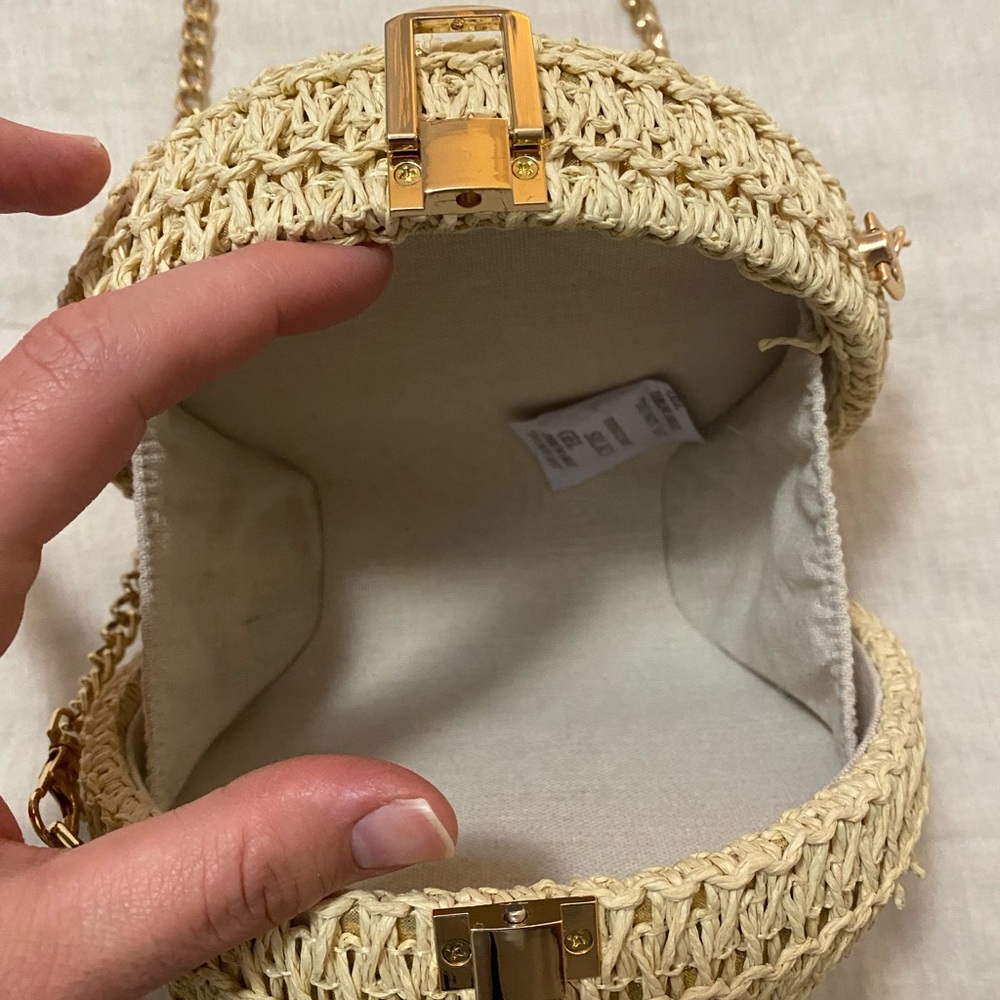 Haute Hippie Round Raffia Gold Chain Crossbody - Picture 6 of 6